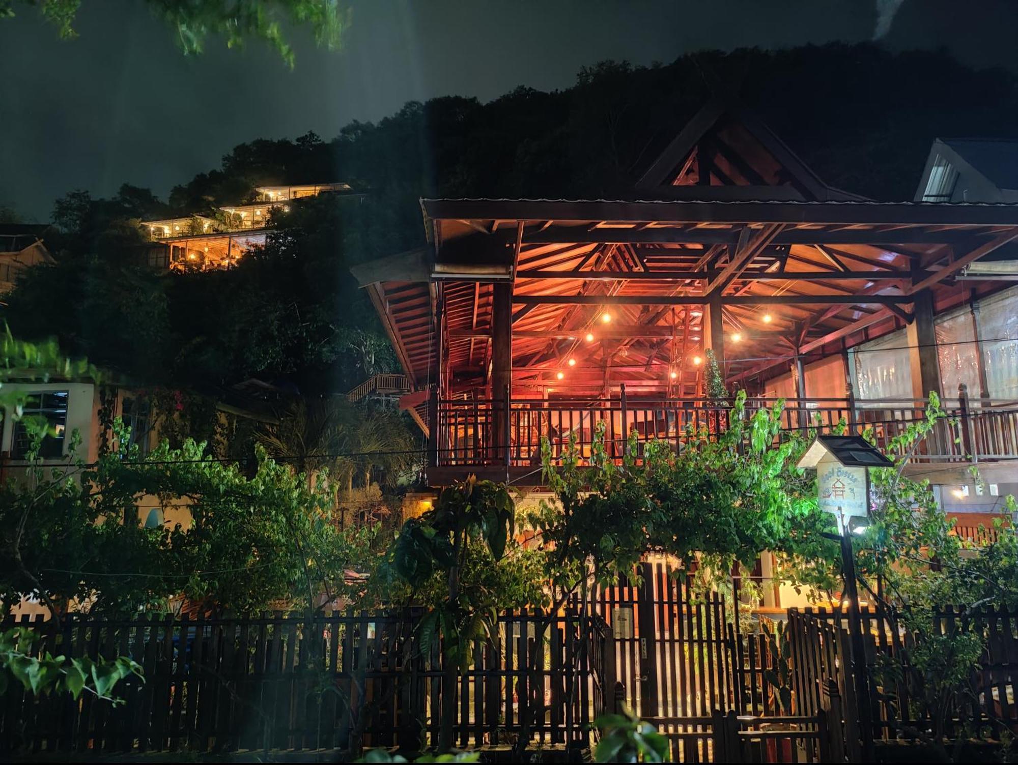 Cool Breeze Authentic Hotel Labuan Bajo Komodo Exterior photo